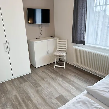 Haus Blanker Hans 11 *